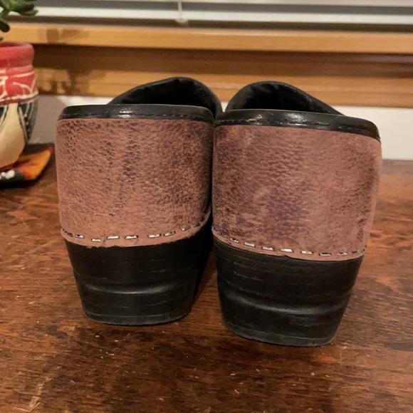 Pro. Textured Oil Women's in Antique Brown - Picture 6 of 9